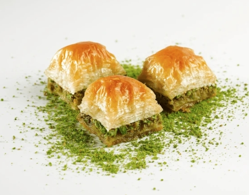 750 Gr Yoğun Antep Fıstıklı Çıtır Baklava Isparta pasta