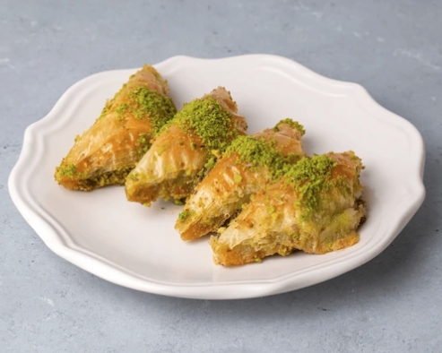 Bol Fıstıklı 750 Gr Şöbiyet Tatlısı Isparta pasta