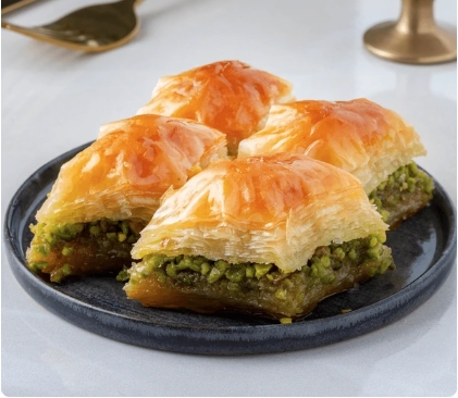 Taze 500 Gr Fıstıklı Şerbetli Baklava Isparta pasta
